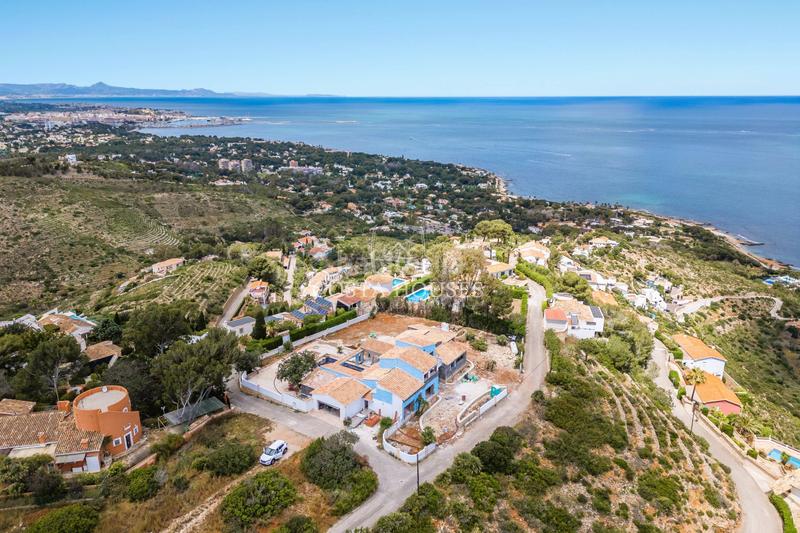 Foto ea60c834-1d74-40fc-adf6-4b2464117aa6. Xalet amb calefacció aparcament piscina a Las Rotas / Les Rotes Dénia