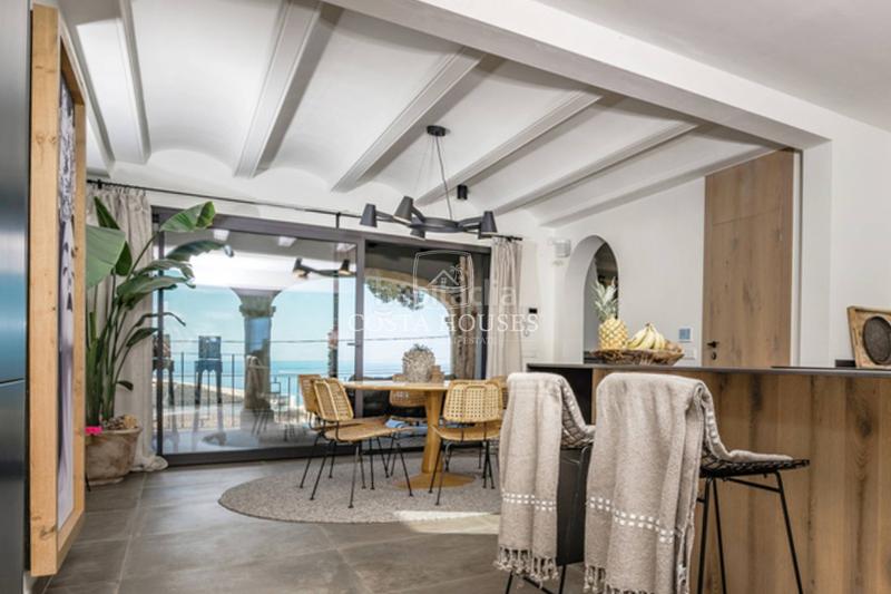 Foto 9cdb70d8-6097-4f86-8000-9e02f449ce4c. Chalet avec chauffage parking piscine dans La Granadella - Costa Nova Xàbia