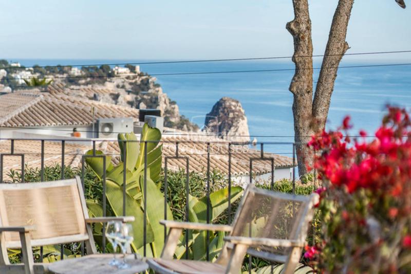 Foto dfbec7bc-cd3b-4edb-9fae-bd711f9197b9. Chalet avec chauffage parking piscine dans La Granadella - Costa Nova Xàbia