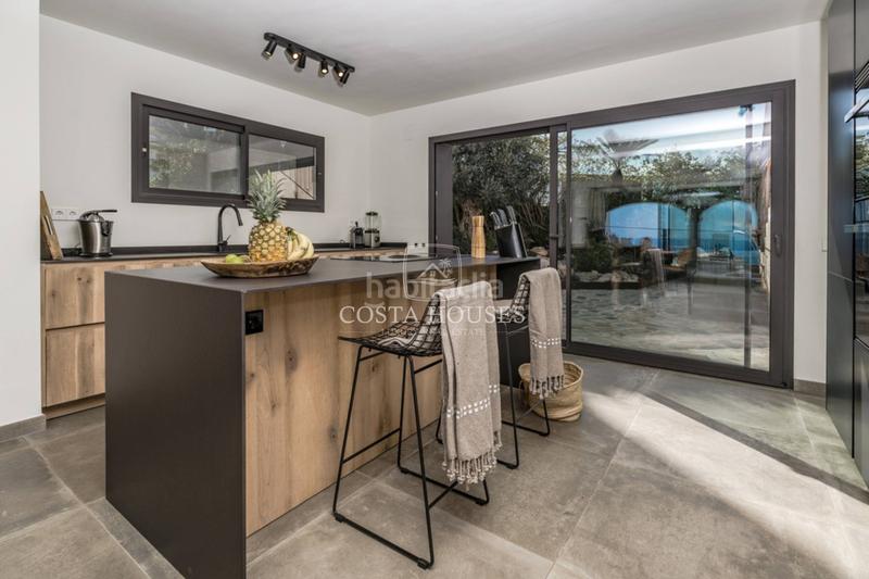 Foto e8e17856-00b8-43a9-9b00-fffd20f5f065. Chalet avec chauffage parking piscine dans La Granadella - Costa Nova Xàbia