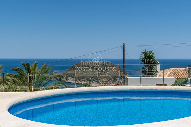 Foto baf53458-8b40-440c-b16b-8d46d4247fc2. Xalet amb calefacció aparcament piscina a Portichol-Balcón al Mar Xàbia