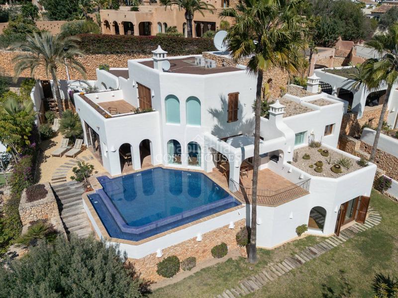 Foto 65b58cba-008b-450c-b16c-76d69f081bf4. Chalet mit heizung parking pool in Paichi Moraira