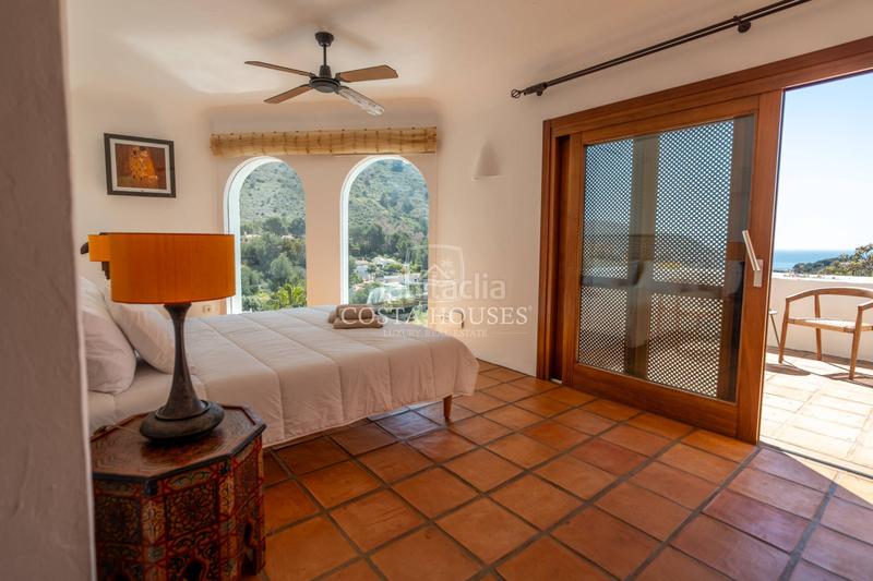 Foto 917e6d0c-37b2-4c7b-b844-dd5bf9d9556e. Chalet mit heizung parking pool in Paichi Moraira