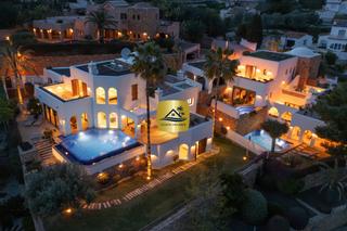 Chalet à Paichi. Villa ibicenca con vistas al mar en venta en el portet  moraira,
