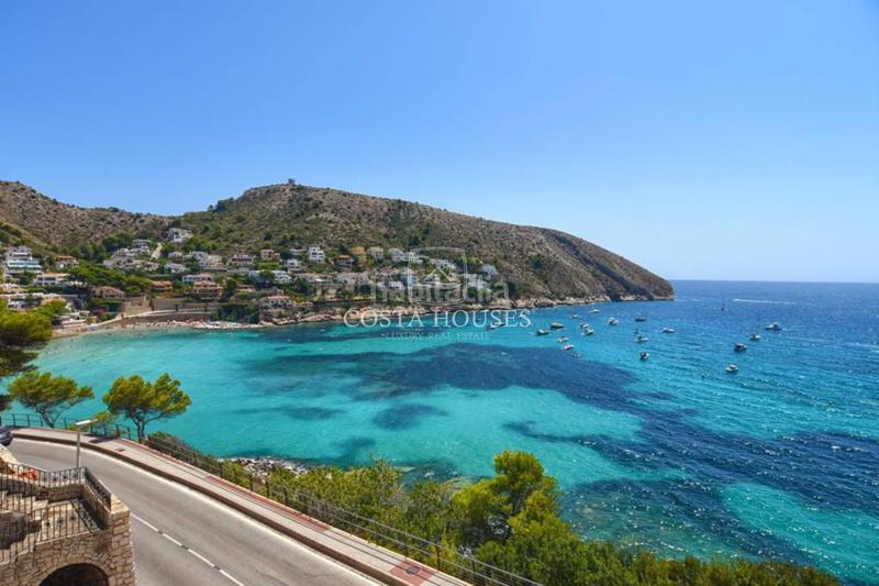 Foto 07d73bdd-d354-4da1-afc3-e51c7c437e78. Dachwohnung mit heizung parking in El Portet-Pla del Mar Moraira