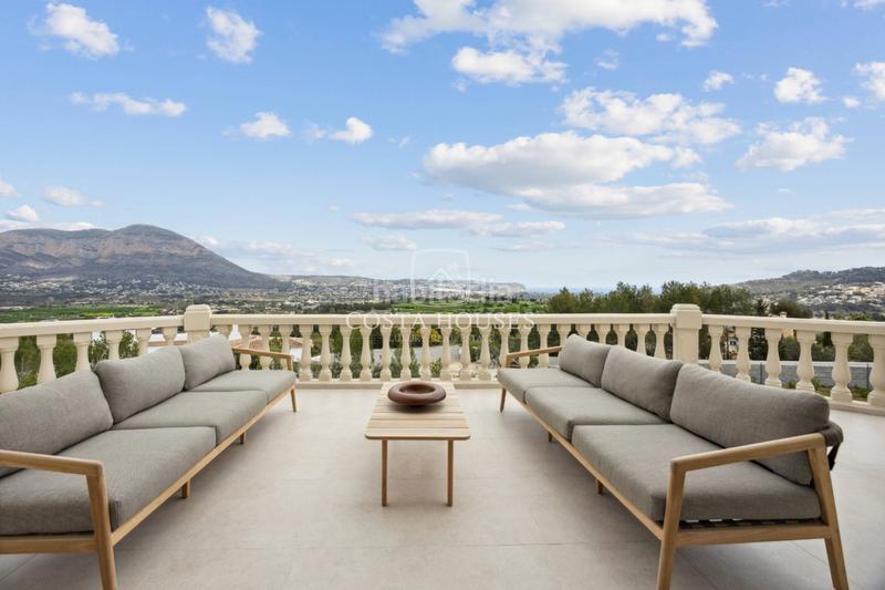 Foto b287d4b2-33ce-4e9b-b707-a33cf9e0d5db. Xalet amb calefacció aparcament piscina a Partida Comunes-Adsubia Xàbia