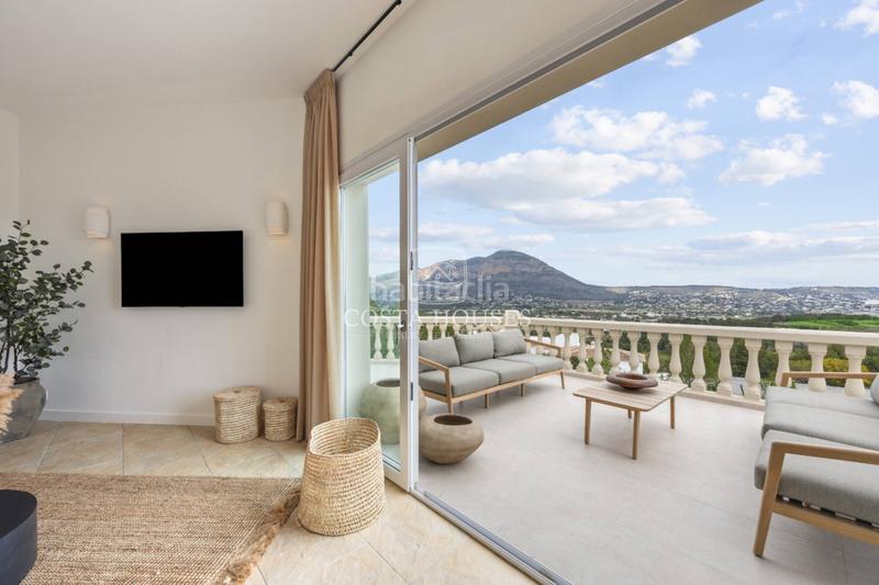 Foto dbc84cc8-5da9-47ed-9d72-2a06cf8adc68. Xalet amb calefacció aparcament piscina a Partida Comunes-Adsubia Xàbia