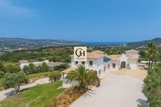 Chalet à Partida Comunes-Adsubia. Cottage  finca mediterránea de lujo en venta en jávea con vistas
