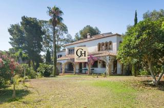 Chalet en Cap Martí - El Tossalet - Pinomar. Villa melodía  elegancia mediterránea en el tosalet, la urbaniza