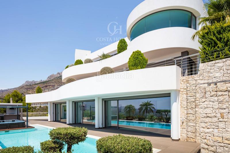 Foto 01377c1b-a922-4e41-91dd-91ed26e223b5. Chalet avec chauffage parking piscine dans Altea hills Altea