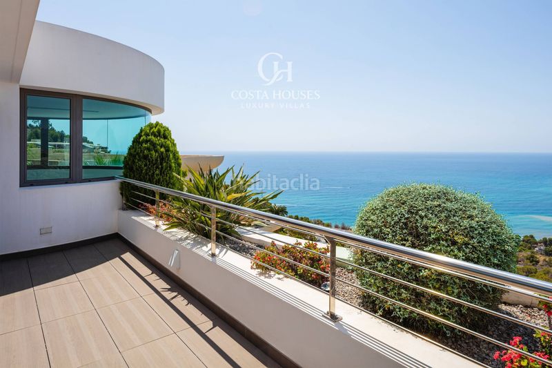 Foto 150a7f31-85b9-45ad-aee7-d489edc1ddb2. Xalet amb calefacció aparcament piscina a Altea hills Altea