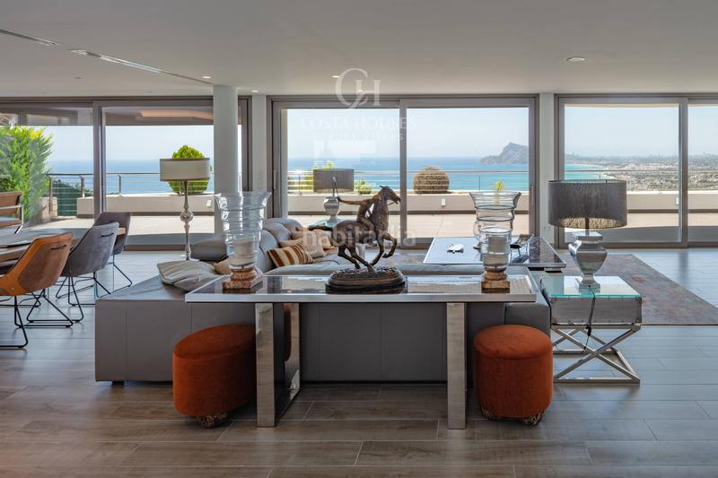 Foto 4985e755-3ddb-45bc-8379-8d67f3a1e75c. Chalet avec chauffage parking piscine dans Altea hills Altea