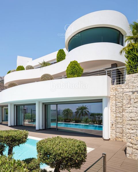 Foto b5849f0f-71c2-410b-951f-b5e597b0afb5. Xalet amb calefacció aparcament piscina a Altea hills Altea