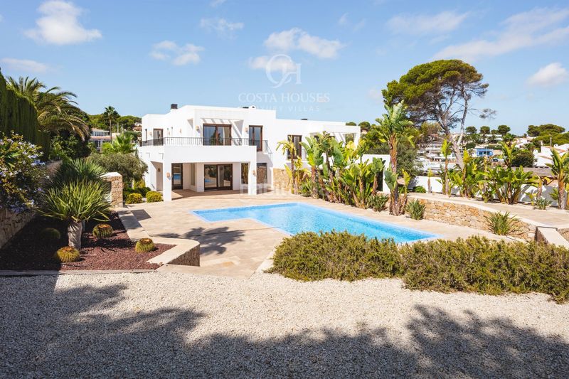 Foto 4d9d99bf-b5b5-4ed3-ba46-3cb8e38c53bc. Xalet amb calefacció aparcament piscina a Moravit-Cap Blanc Moraira