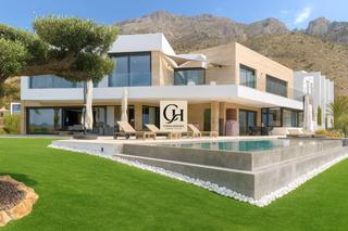 Chalet à Altea la Vella. Villa paradiso  villa de lujo contemporánea en venta en altea  c