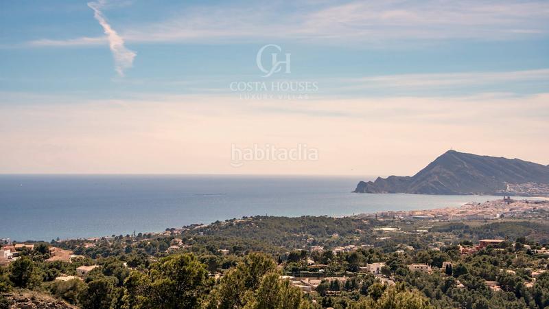 Foto 719fdc9e-caa0-410d-812d-38a8649d45d5. Chalet villa althea arquitectura moderna con piscina infinita y vistas al mar en Altea