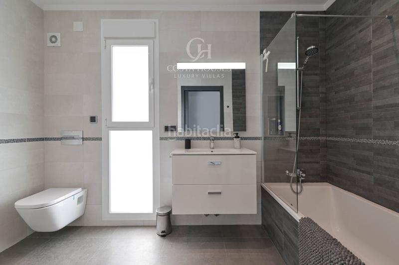 Foto 351bf6e2-04d2-4cb1-bfea-cd1ab33788ea. Chalet villa moderna en venta teulada, alicante en Moraira