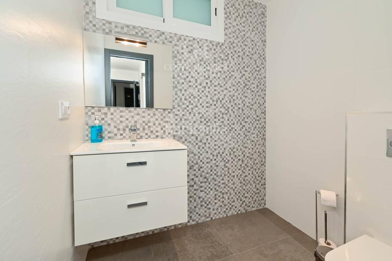 Foto da08f51c-f2ca-4573-972d-d6b1e6eed794. Chalet villa moderna en venta teulada, alicante en Moraira