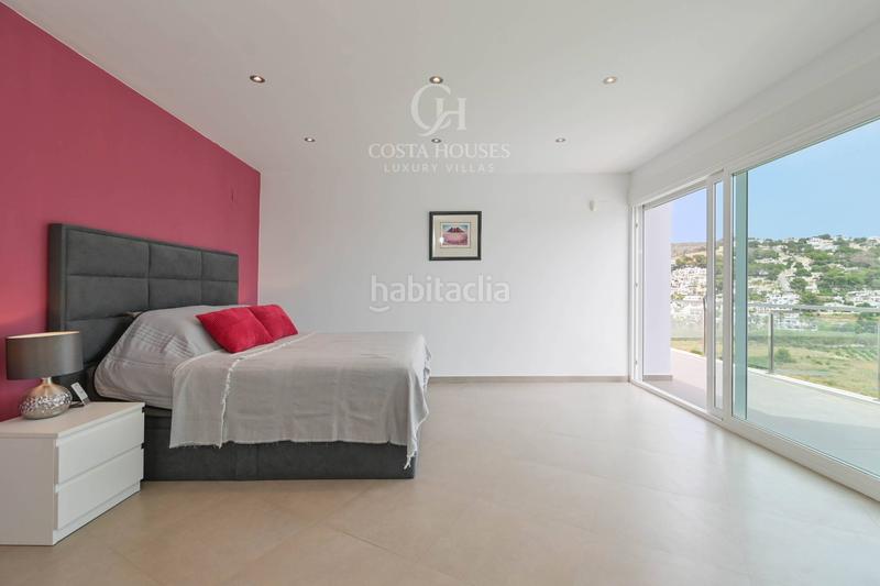 Foto e923be10-9087-4728-bb8f-e30ef7a87cd5. Chalet villa moderna en venta teulada, alicante en Moraira