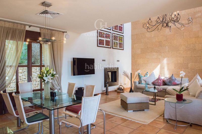 Foto 17f947c1-8b97-4319-8735-879c372b3397. Chalet mit heizung parking pool in Montgó - Ermita Xàbia