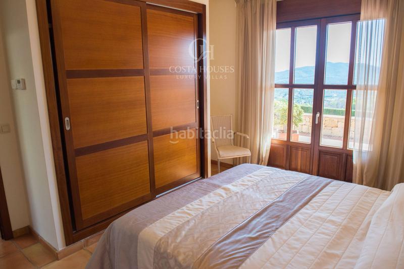 Foto 3c48f8f2-27ff-4ba7-9fe6-a458b13a4f0e. Chalet mit heizung parking pool in Montgó - Ermita Xàbia