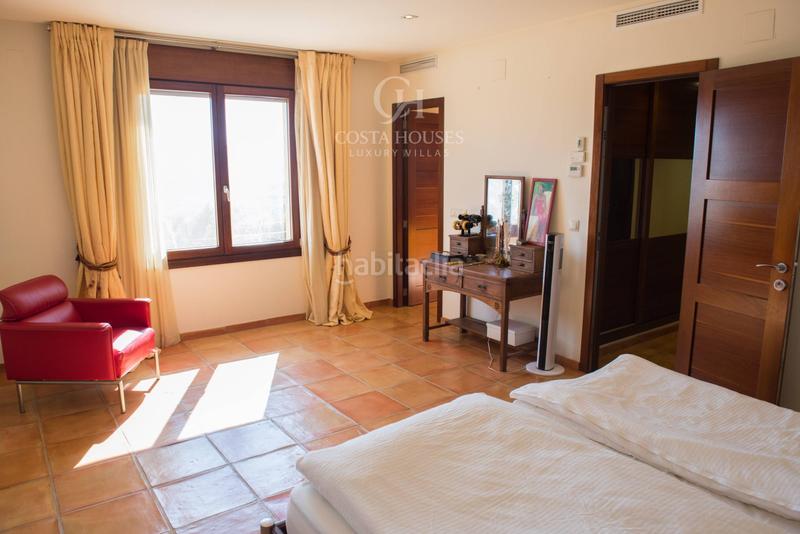 Foto 48c25549-3eac-41b8-900a-803dc204d580. Chalet mit heizung parking pool in Montgó - Ermita Xàbia