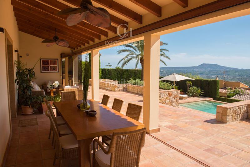 Foto e8ee3d2a-f3a8-4940-8f5e-cb858fa40e78. Chalet mit heizung parking pool in Montgó - Ermita Xàbia