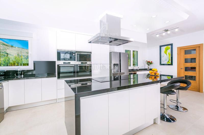 Foto 05455715-4058-4e4a-8659-3edbd4c708a8. Chalet mit heizung parking pool in Partida Tosal - Zona dels Castellans Xàbia