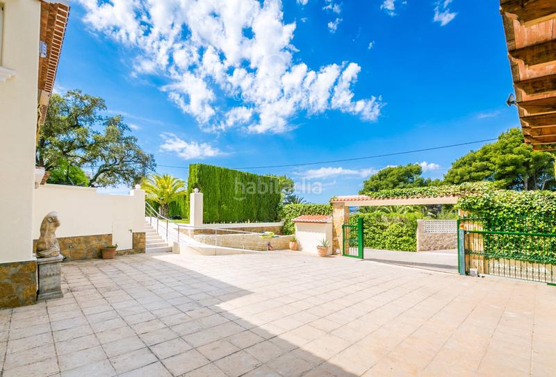 Foto 098050bf-8e53-4166-89e8-ab3fd0f2a257. Chalet mit heizung parking pool in Partida Tosal - Zona dels Castellans Xàbia