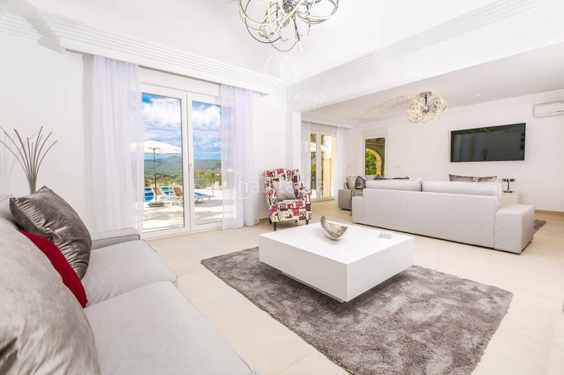 Foto 0a839903-52ea-42a1-8592-f3a84c321da3. Chalet mit heizung parking pool in Partida Tosal - Zona dels Castellans Xàbia