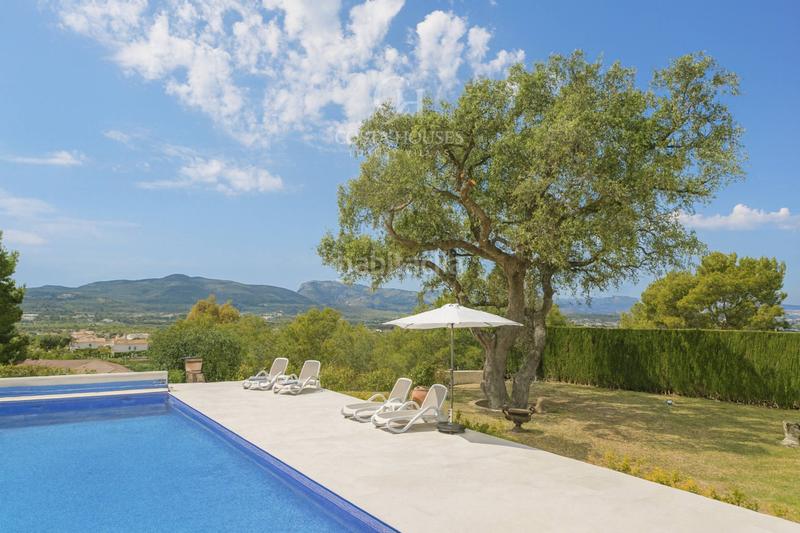 Foto 84543a5b-850c-434d-88bb-0da79ecca857. Chalet mit heizung parking pool in Partida Tosal - Zona dels Castellans Xàbia