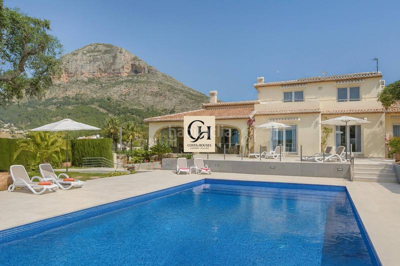 Foto a23c5349-4460-4edc-87ab-d7db3d0b8231. Chalet mit heizung parking pool in Partida Tosal - Zona dels Castellans Xàbia