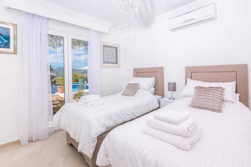 Foto bfe135e7-b6ba-472c-b9ca-4d3d49408b8a. Chalet mit heizung parking pool in Partida Tosal - Zona dels Castellans Xàbia