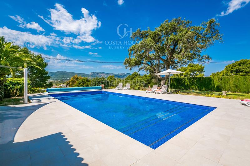 Foto cd4e2494-6be2-4635-8427-034c4dc2f486. Chalet mit heizung parking pool in Partida Tosal - Zona dels Castellans Xàbia