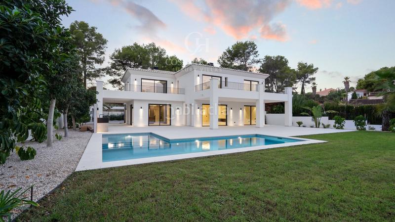 Foto d5bba3d0-5b5a-4dcf-942d-e9b8dc3b701c. Chalet villa gredos elegancia mediterranea costa blanca en Moraira