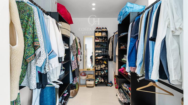 Foto 43a226b9-6fc7-4cc7-b3bd-a404fde2b895. Chalet con riscaldamento parcheggio piscina in Pinar de Advocat-Cometa Moraira