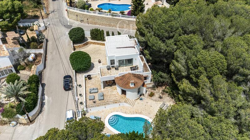 Foto 5ab8c6cc-6ced-4b28-b5a5-1eb4b8132969. Chalet con riscaldamento parcheggio piscina in Pinar de Advocat-Cometa Moraira