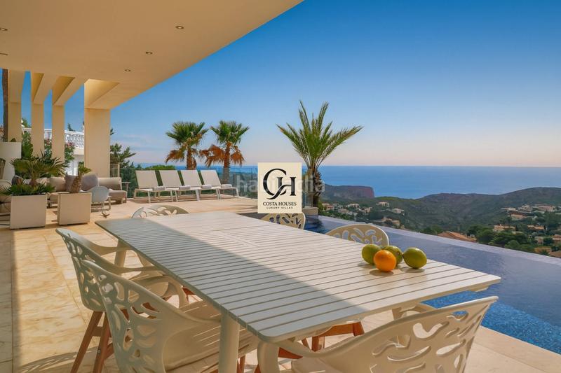 Foto a4fb16b2-fa7b-4caa-bd52-ee6744465b76. Chalet mit heizung parking pool in Cumbre del Sol Poble Nou de Benitatxell (el)