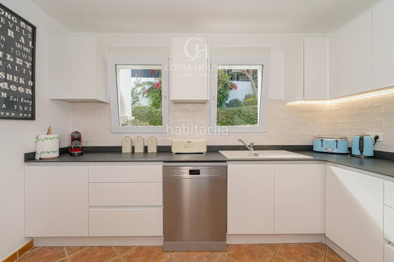 Foto 487424d3-6d6d-4895-b770-1eee58bf3a8b. Xalet amb calefacció aparcament piscina a Partida Comunes-Adsubia Xàbia