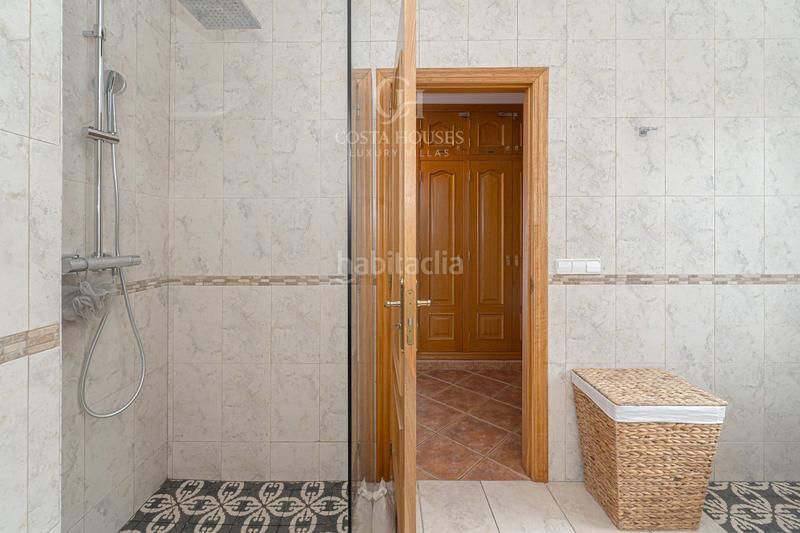 Foto f22ca370-ea89-4210-b665-335072ab4ff6. Xalet amb calefacció aparcament piscina a Partida Comunes-Adsubia Xàbia