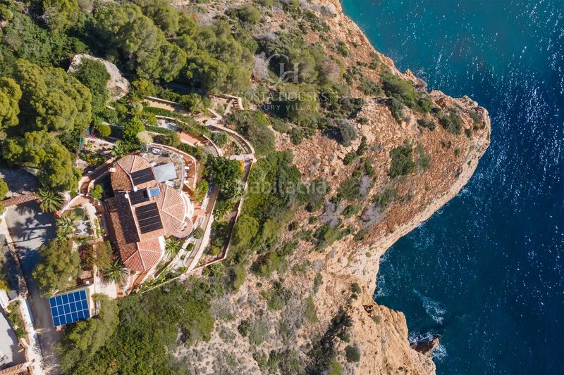 Foto d7e1d938-4fe8-4ec3-a419-fe6c6ea2db8e. Xalet amb calefacció aparcament piscina a Portichol-Balcón al Mar Xàbia