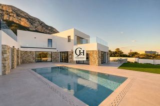 Chalet  Calle xicaranda. Villa campus  arquitectura contemporánea con vistas al mar y al