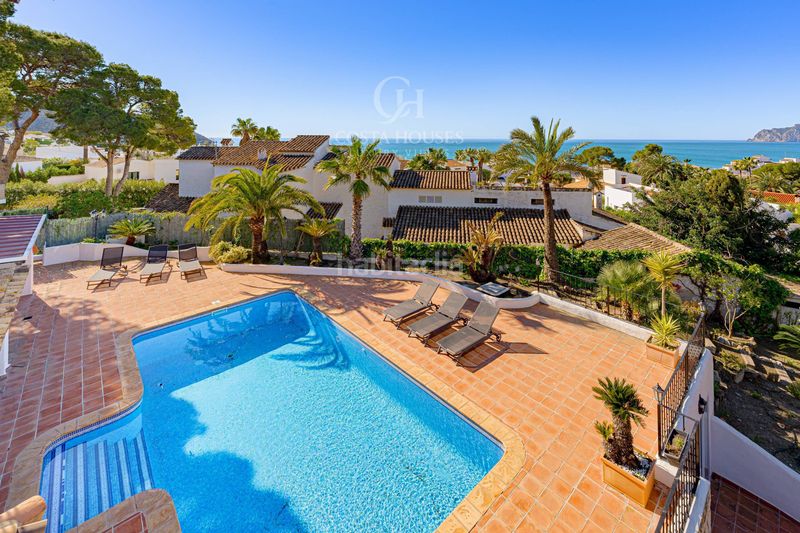 Foto 0e884212-42df-4a66-aed9-aebcdcb8f4c4. Xalet amb calefacció aparcament piscina a El Portet-Pla del Mar Moraira
