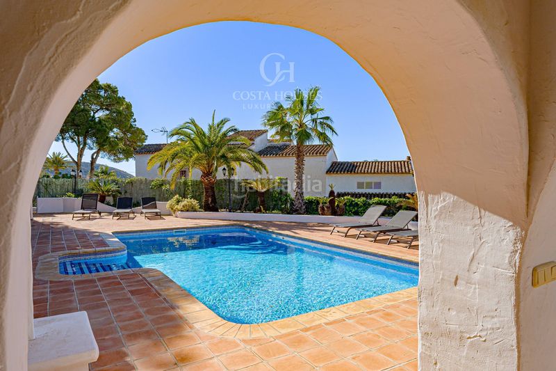 Foto caac1a82-f9ed-4b50-a7e6-794f475a0144. Xalet amb calefacció aparcament piscina a El Portet-Pla del Mar Moraira