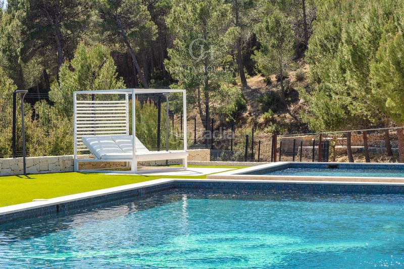 Foto 3be2c7a6-8705-4375-aa4f-dd48d964617e. Xalet amb calefacció aparcament piscina a Benimantell