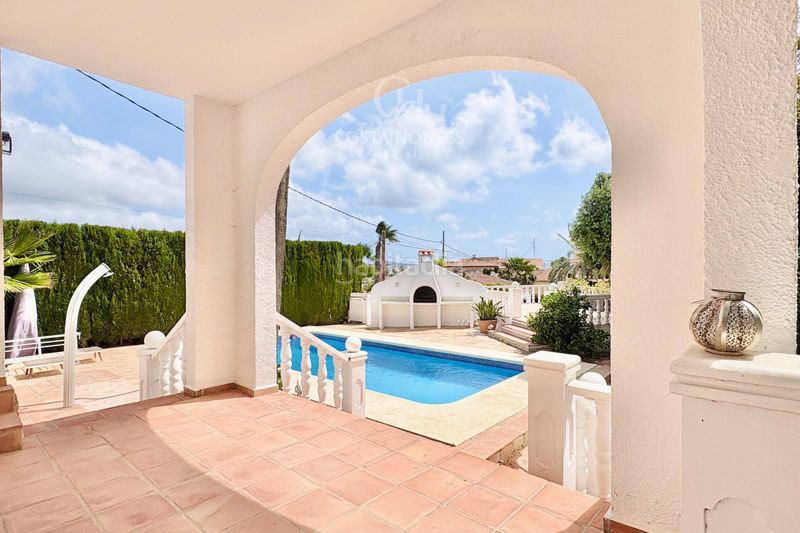 Foto f1a4d57d-f73a-481f-9c2a-6e8651163eaf. Xalet amb calefacció aparcament piscina a Cala Advocat-Baladrar Benissa