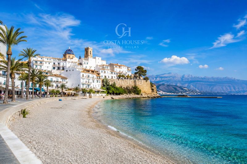 Foto e677e106-6e64-4d70-b99d-edce71917f60. Xalet amb calefacció aparcament piscina a Altea hills Altea