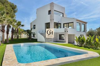 Chalet en Carrer Cap Negre 135