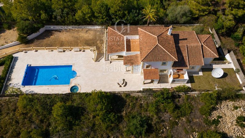 Foto fd698f1c-6e3d-4204-9762-792162f22f3a. Xalet amb calefacció aparcament piscina a Partida Comunes-Adsubia Xàbia