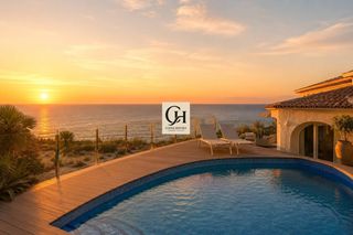 Chalet à Portichol-Balcón al Mar. Villa maris  dos residencias en primera linea de mar en javea